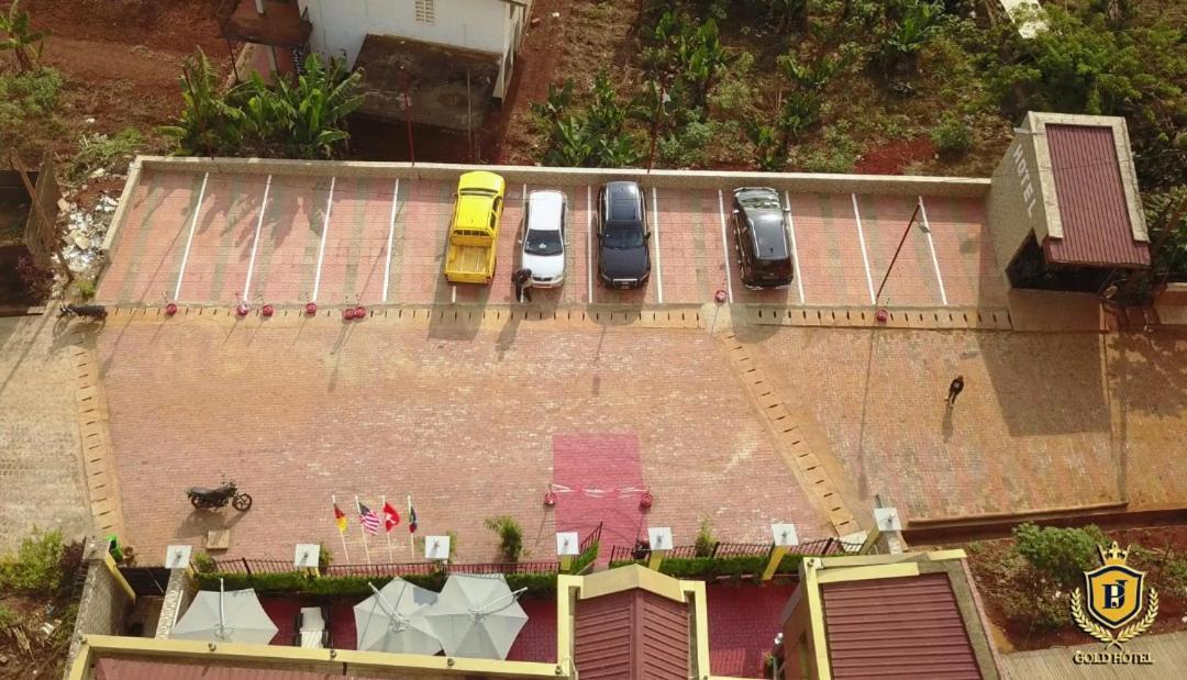 Gold Hotel Bafang 外观 照片